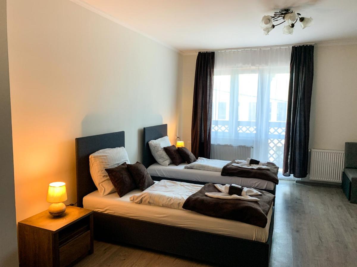 Aranykorona Hotel Мисколк Екстериор снимка