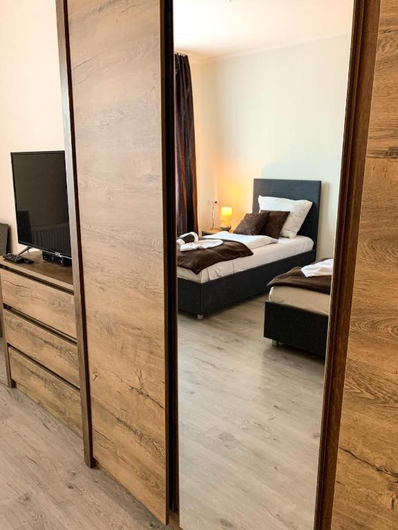 Aranykorona Hotel Мисколк Екстериор снимка