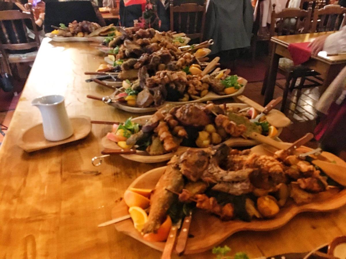 Aranykorona Hotel Мисколк Екстериор снимка